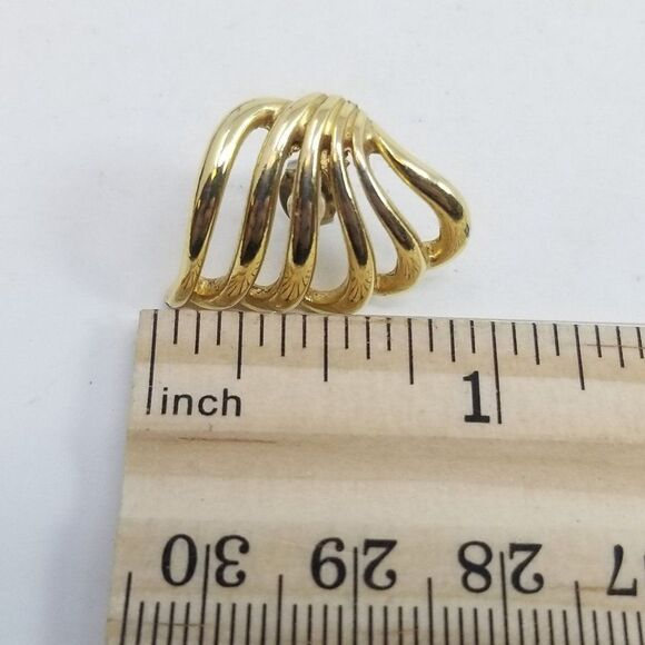 Vintage Monet Gold Tone Wavy Design Stud Earrings, Retro 90s Style, Estate - Picture 4 of 5